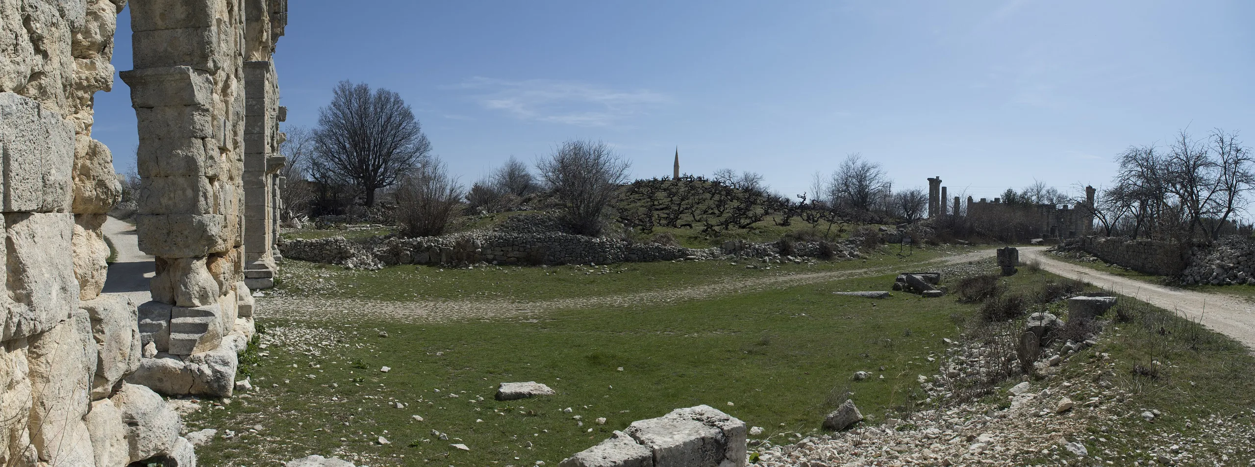 Uzuncaburç (Diokaisareia)